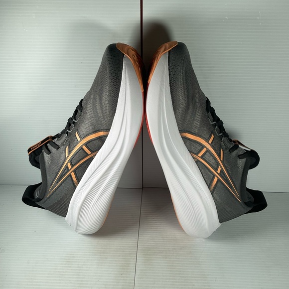 ASICS Gel Nimbus 27 - Black and Orange Running Shoes - Picture 5 of 8